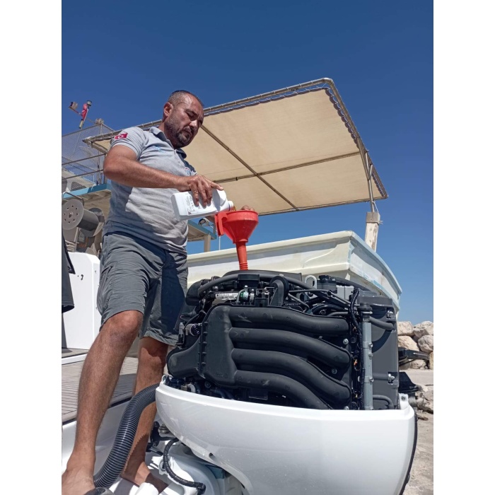 150 HP deniz motoru