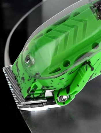 Lazer Öncesi Şarj Edilebilir Su Geçirmez Tıraş ve Bakım Seti