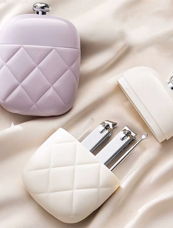 EZERE 4in1 Taşınabilir Tırnak Makası + Törpü + Kulak Kaşığı Bakım Seti-(5775)