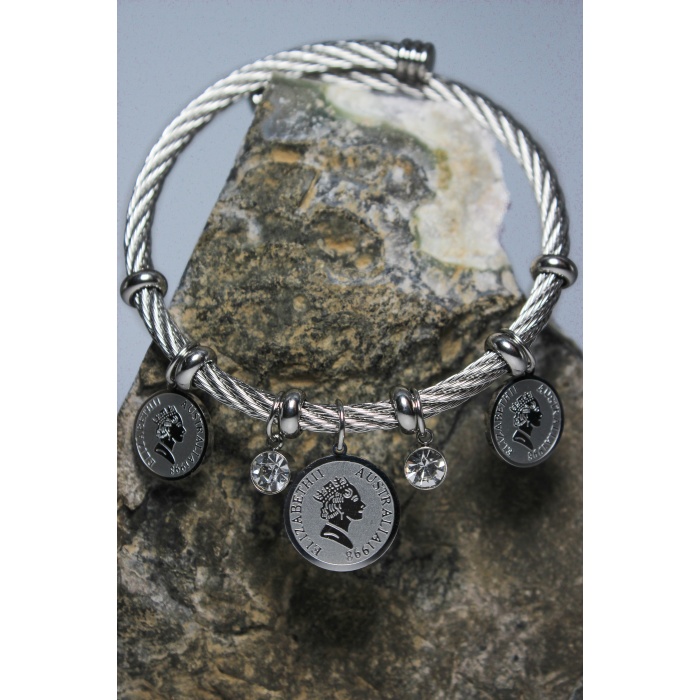 Queen Elizabeth Çelik Bileklik