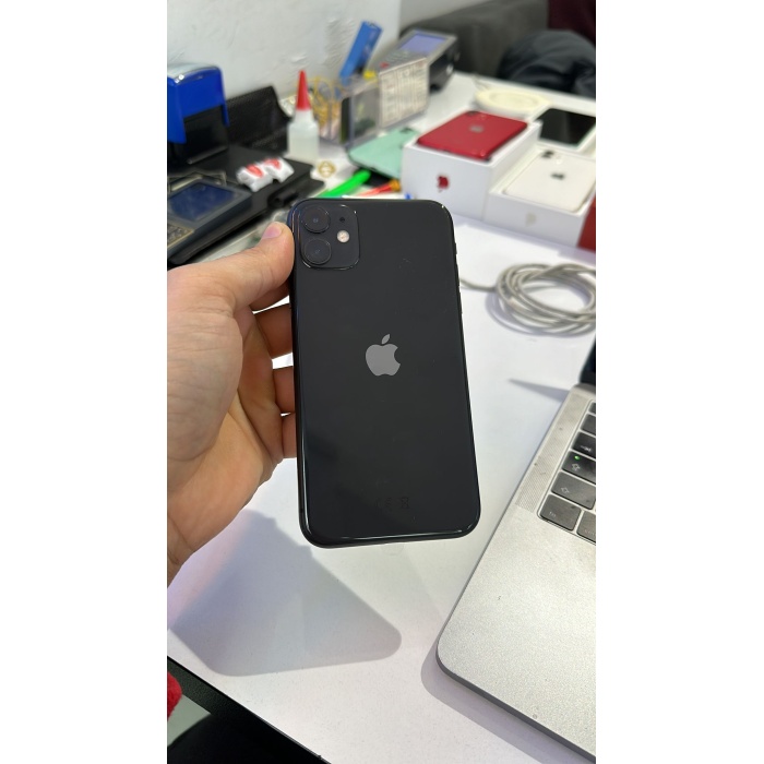 Apple iPhone 11 64GB Siyah Cep Telefonu Yurtiçi Hatasız ( Kutulu )