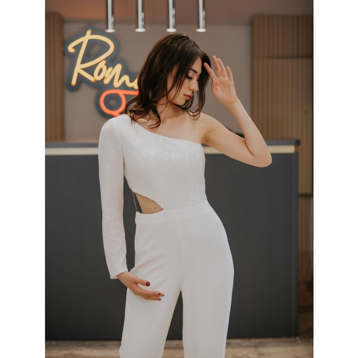 ÜST KISMI PAYET İŞLEMELİ TEK KOLLU ABİYE TULUM