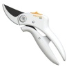 Fiskars 1026916 Budama Makası Bypass P57 Beyaz