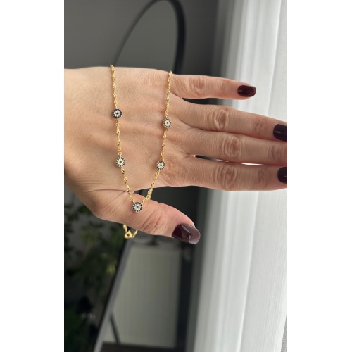 Nazar kolye ve küpe