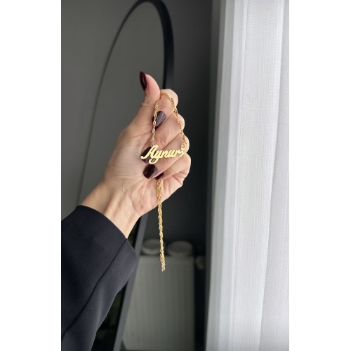 Çelik gül detaylı ismli kolye