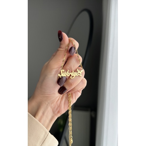 Çelik zümrüdü Anka kuş detaylı isimli kolye