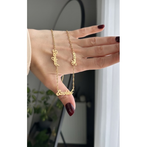 Çelik üç isimli kolye