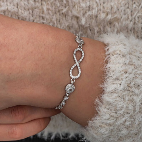 Gümüş Zirkon Taşlı Sonsuzluk Kadın Bileklik