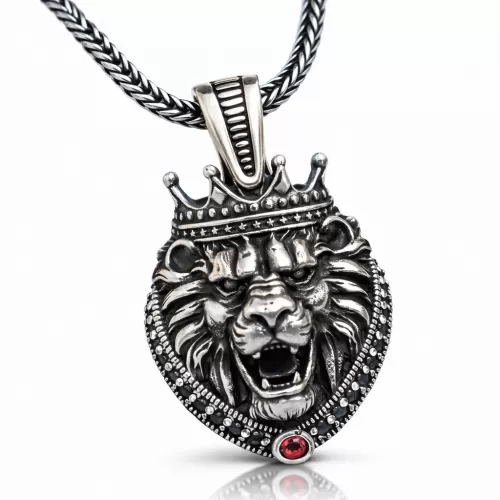 Gümüş Taçlı Aslan Figürlü Erkek Kolye