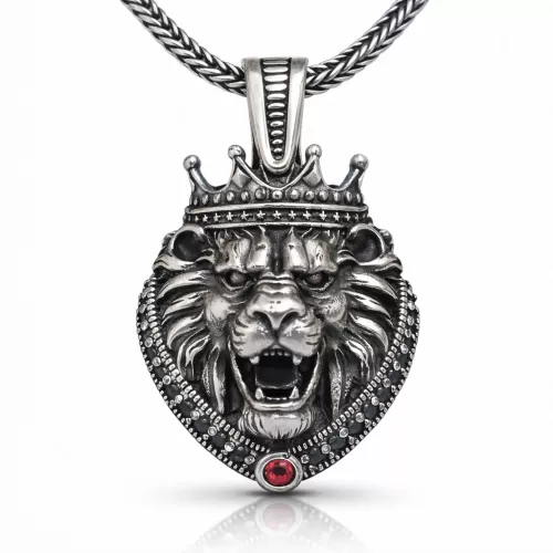 Gümüş Taçlı Aslan Figürlü Erkek Kolye