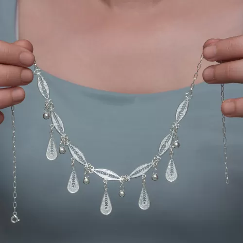 Gümüş Sonsuz Esinti Damla Telkari Kadın Kolye