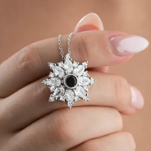 Gümüş 100 Dilde Seni Seviyorum Lotus Kadın Kolye