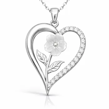 Gümüş Kalpli Beyaz Gül Kadın Kolye