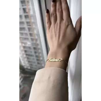 Çelik kalp detaylı isimli bileklik