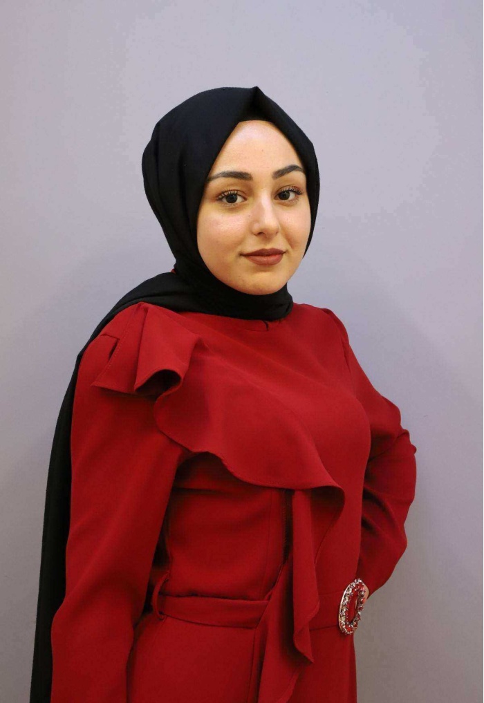 ÇINAR ÖZKAN ÖNÜ FIRFIRLI KEMER DETAYLI ELBİSE