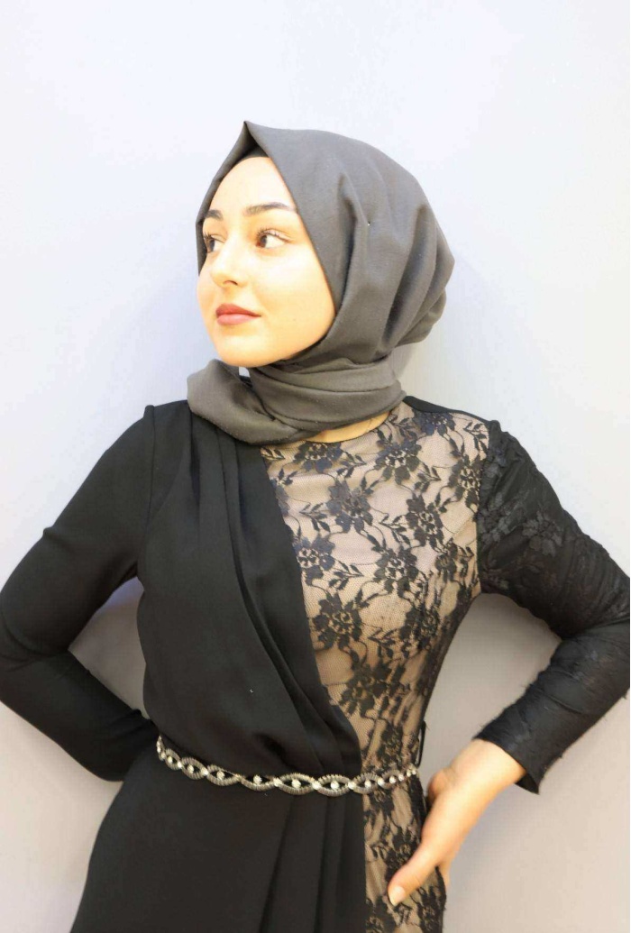 LE QUEEN KADIN FÜPÜR DETAYLI KEMERLİ ABİYE ELBİSE