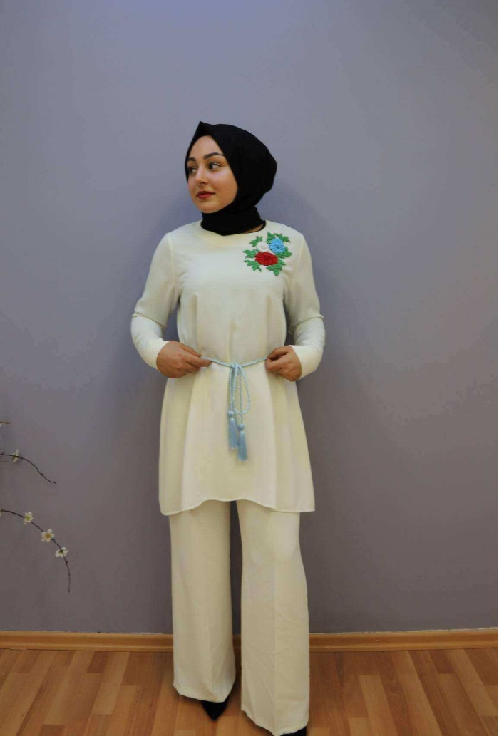 SENNA DESİGN KADIN ÇİÇEK İŞLEMELİ KEMER DETAYLI PANTOLONLU TAKIM