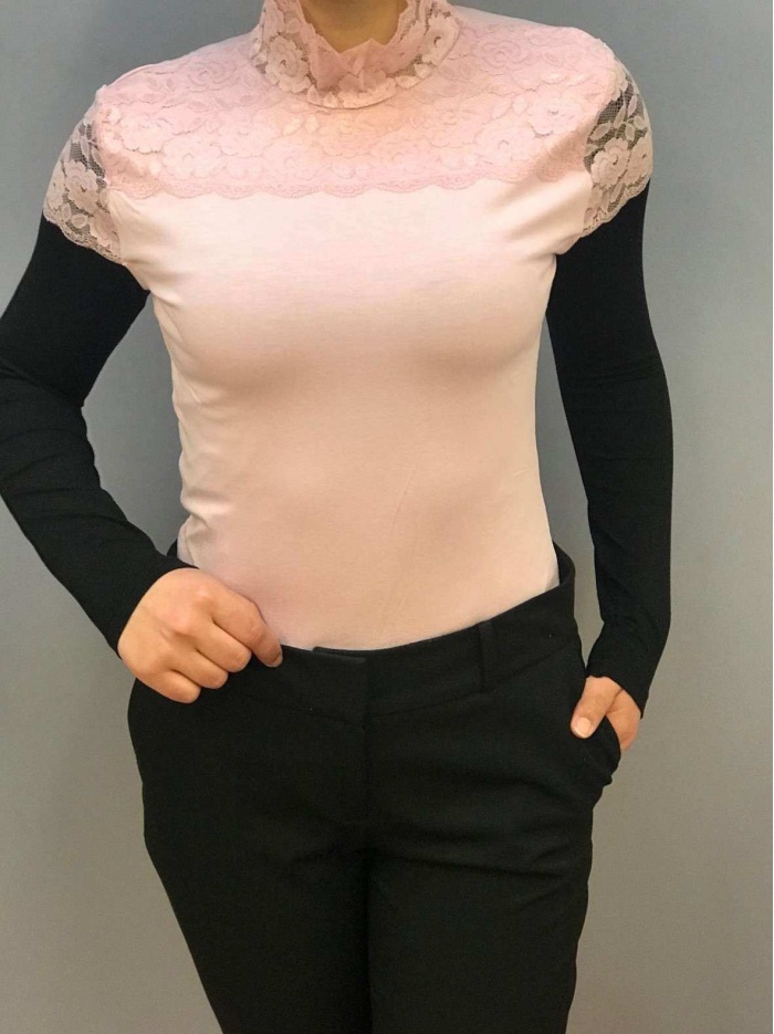 ARANCİA KADIN KISA KOLLU DANTELLİ BOĞAZLI BODY