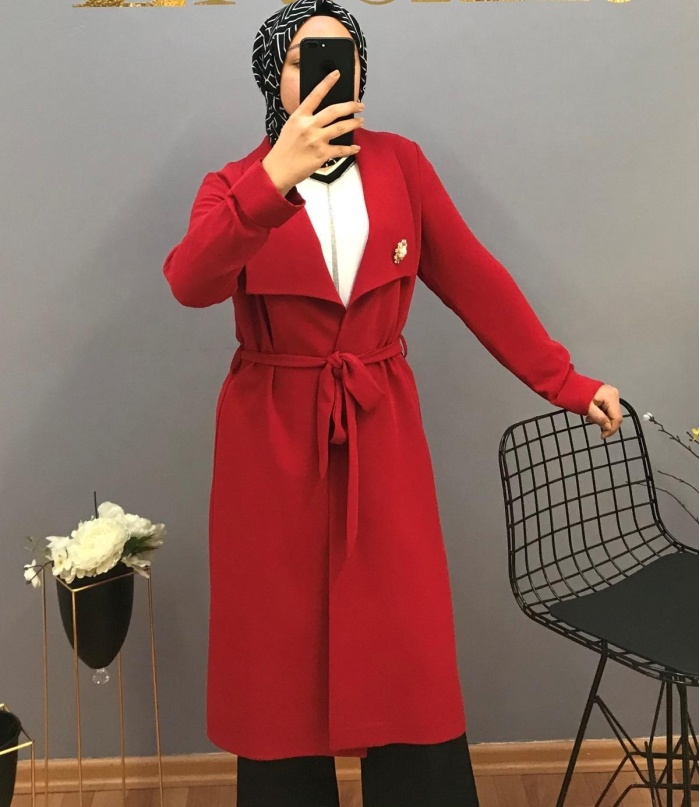 YENİ-ÇINAR ÖZKAN BROŞ DETAYLI KIRLANGIÇ YAKA GİYÇIK 1260