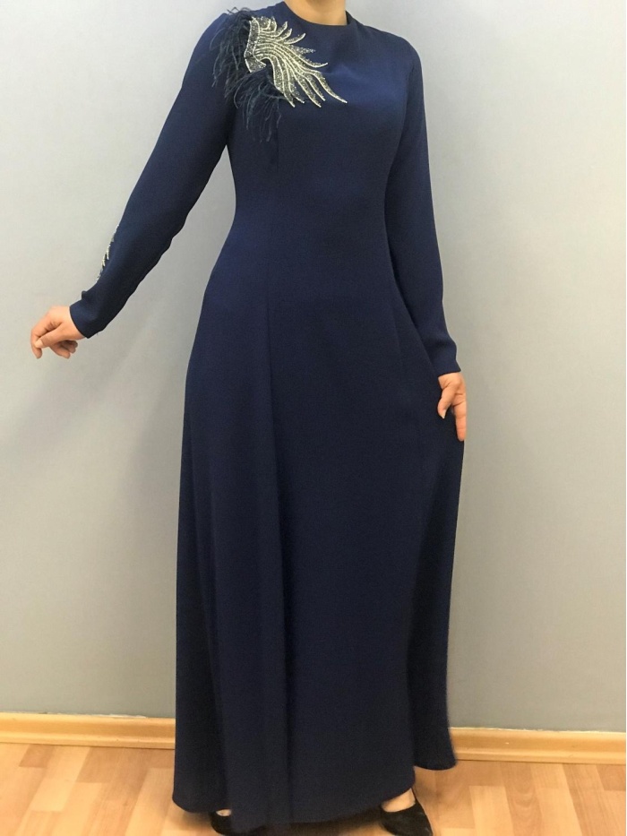 ÇINAR ÖZKAN KADIN SUZANNA OMUZU TAŞLI ELBİSE