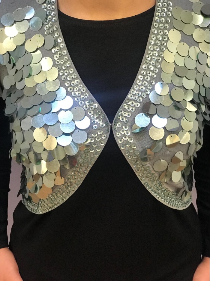 ON FASHİON KADIN PUL DETAYLI BLUZ BOLERO