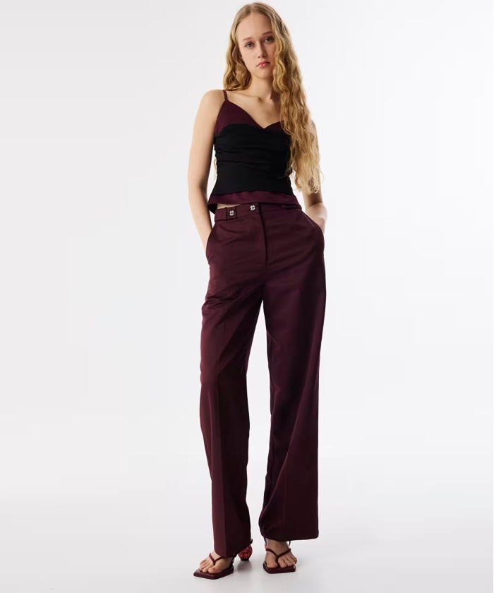 YENİ İPEKYOL TWIST KADIN METAL AKSESUARLI WIDE LEG FİT PANTOLON TS1250003113