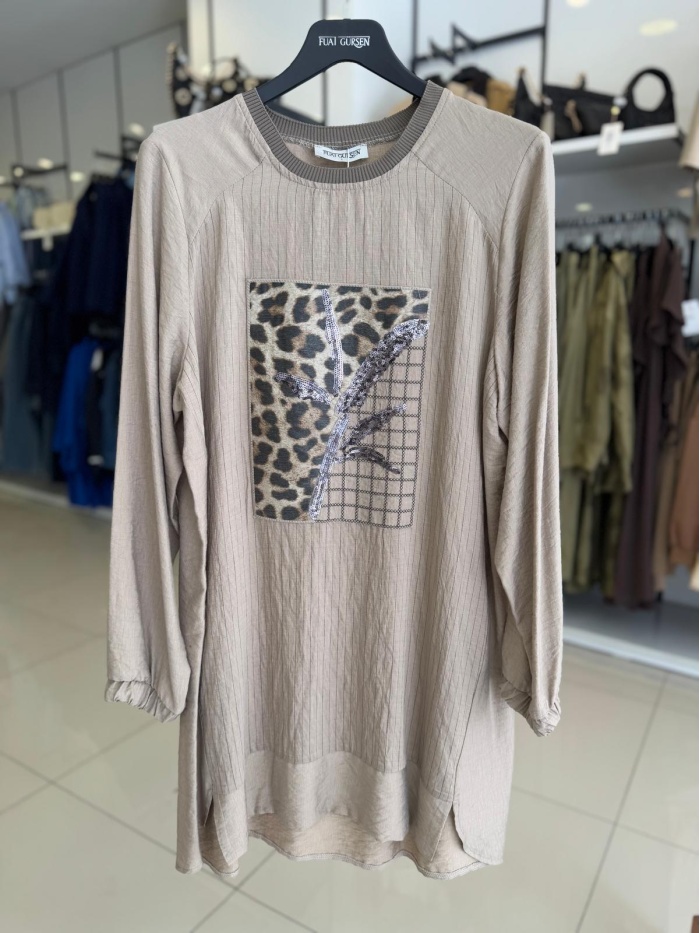 YENİ FUAT GÜRŞEN KADIN LEOPAR DESEN GEÇİŞLİ TUNİK 25Y3326
