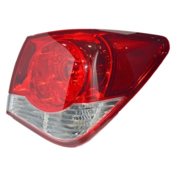 Chevrolet Cruze Sağ Dış Stop