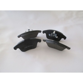 Ford Mondeo 07/11 Ön Fren Balatası (Disk) 1.6/1.8/.2.05cc (156.4x72x19/155,2x66,7x20)(bramax)