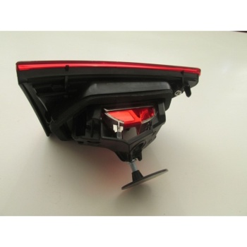 Renault Clıo- 4- Hb- 13/16; İç Stop Lambası Sağ Kırmızı/Beyaz (Pleksan) (Oem No: 265505796R)