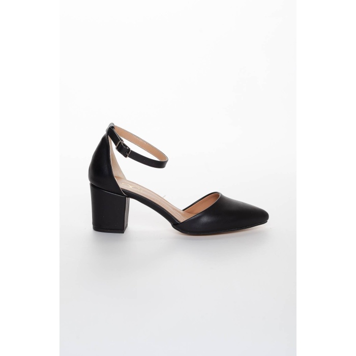 Kadın kısa kalın topuklu yazlık siyah 5 cm kaplama ökçeli günlük ayakkabı