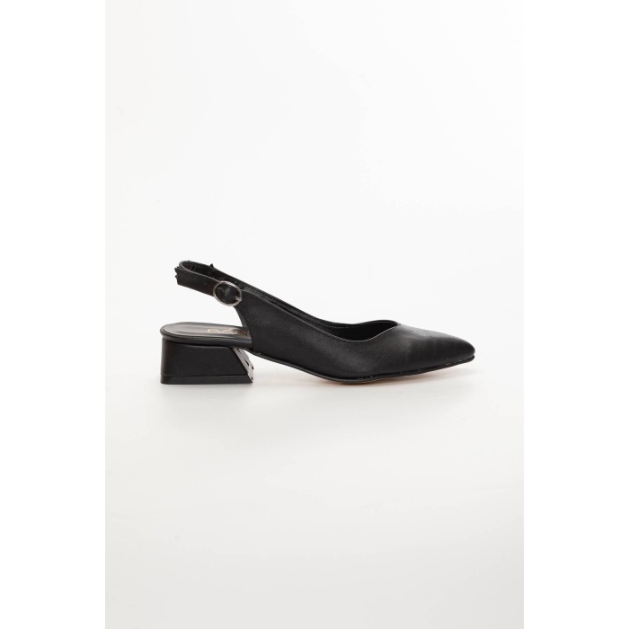 Kadın Kısa Topuklu Yazlık Siyah Mat Deri  Ayakkabı