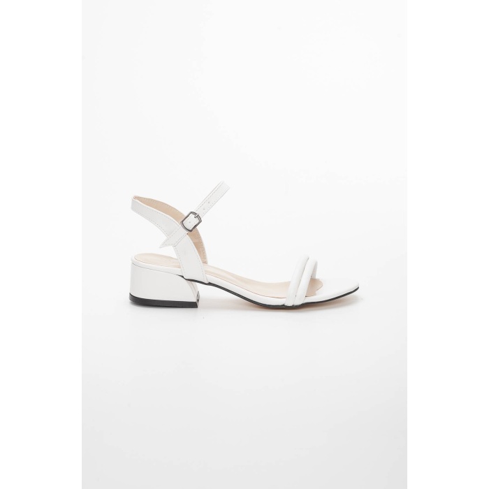 Kadın Kısa Topuklu Yazlık Ayakkabı  Beyaz