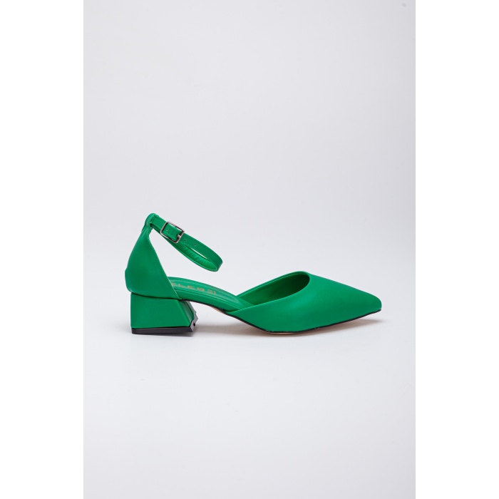 Kadın 3 cm Topuklu Günlük Yazlık Ayakkabı Yeşil KOMBİN