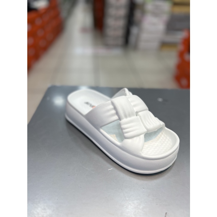 Akınal Bella Ultrasoft Taban Düz Rahat Kadın Terlik