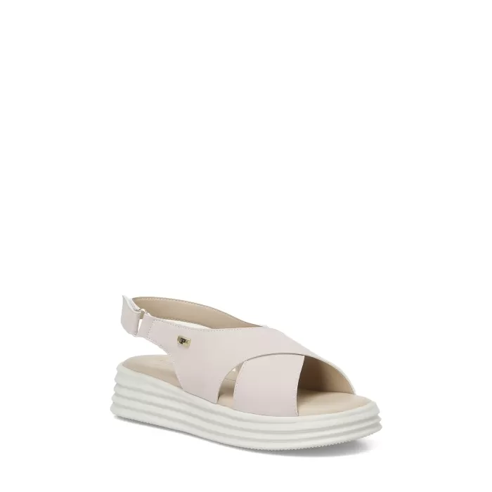 Polaris 166335  Kadın Dolgu Topuklu Comfort Sandalet