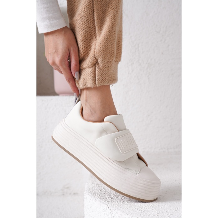 Guja Cırtlı İthal Kadın Rahat Günlük Sneakers
