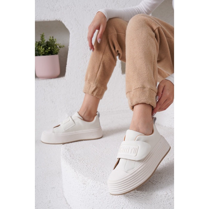 Guja Cırtlı İthal Kadın Rahat Günlük Sneakers