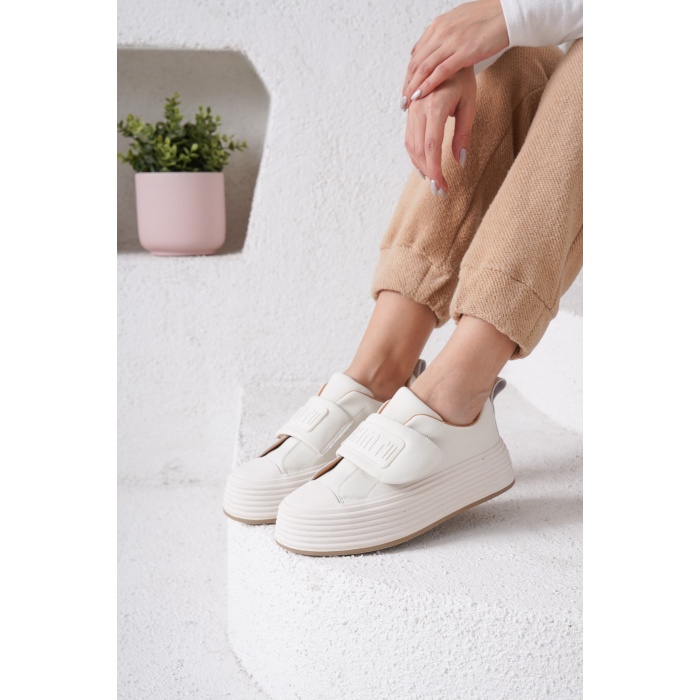 Guja Cırtlı İthal Kadın Rahat Günlük Sneakers