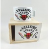 Stranger Things HellFire Club Tasarımlı Kutulu Kupa , Yastık Ve Defter Hediyelik Set