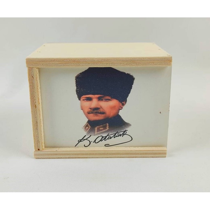 Atatürk Tasarımlı Ahşap Kutulu Kupa Arkadaşa Hediye