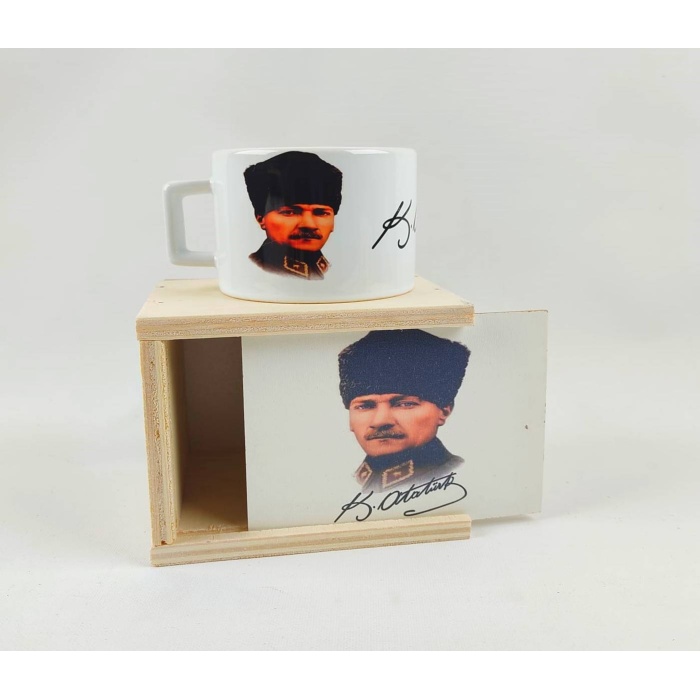 Atatürk Tasarımlı Ahşap Kutulu Kupa Arkadaşa Hediye