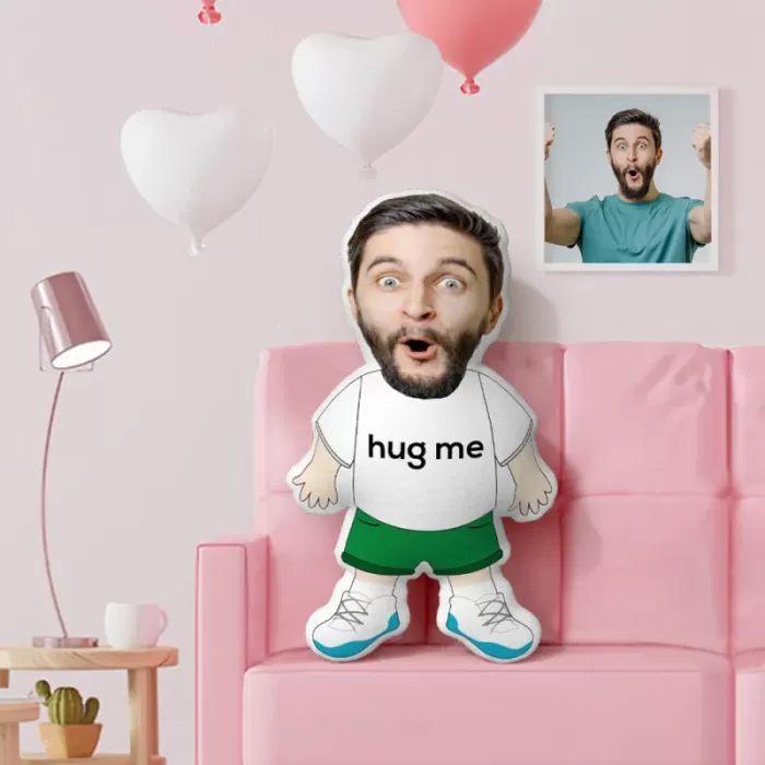 Kişiye Özel Hug Me Tasarımlı Şekilli Yastık
