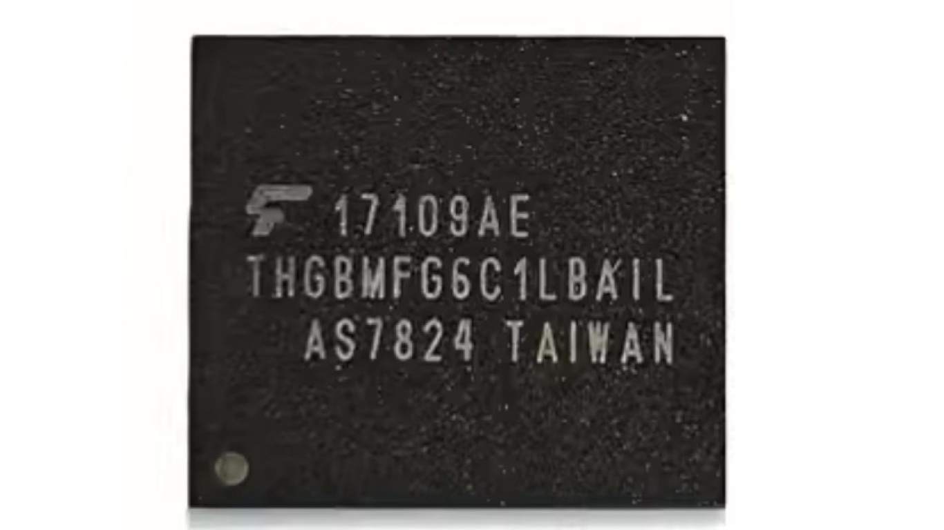 TOSHIBA, THGBMFG6C1LBAIL, eMMC, BGA153, 8GB