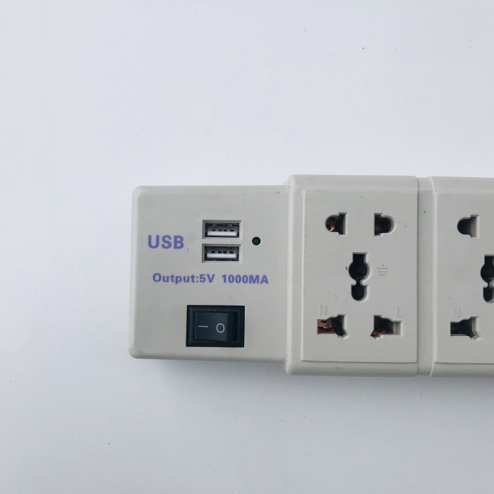Akım Korumalı Universal Çift Usb Girişli Seyahat Tipi 3 Lü Priz