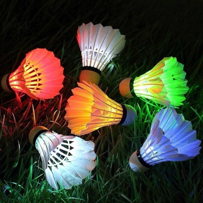Işıklı Badminton Seti Hafif Portatif Taşınabilir Fileli Işıklı Raket Işıklı Topu Dahil