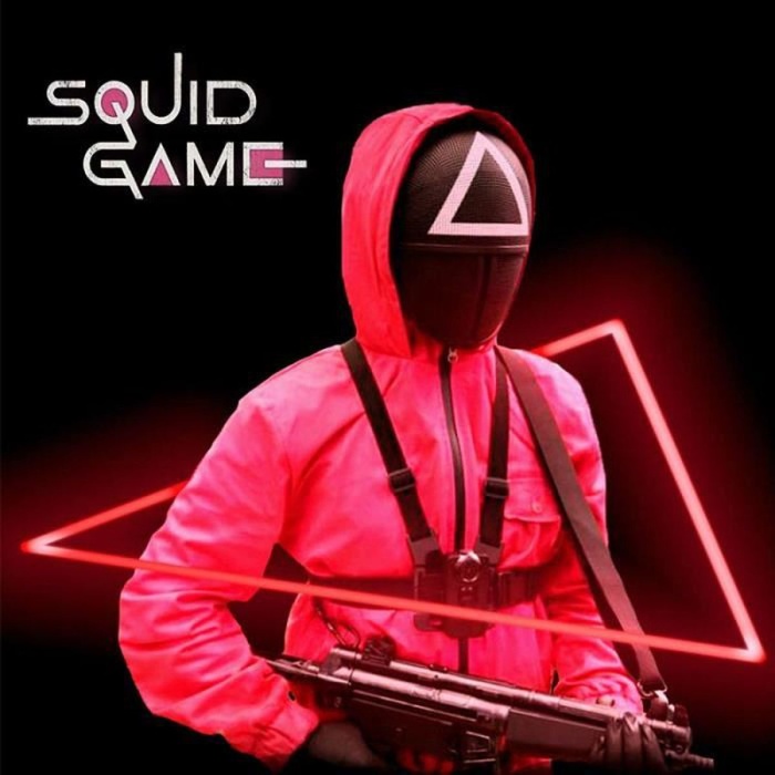 Orjinal Squad Game Maskesi Kalamar Oyun Maskesi Üçgen İthal Ürün