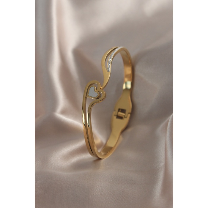 316L Çelik Gold Renk Kalp Model Zirkon Taşlı Kadın Kelepçe - BJ-BB4905