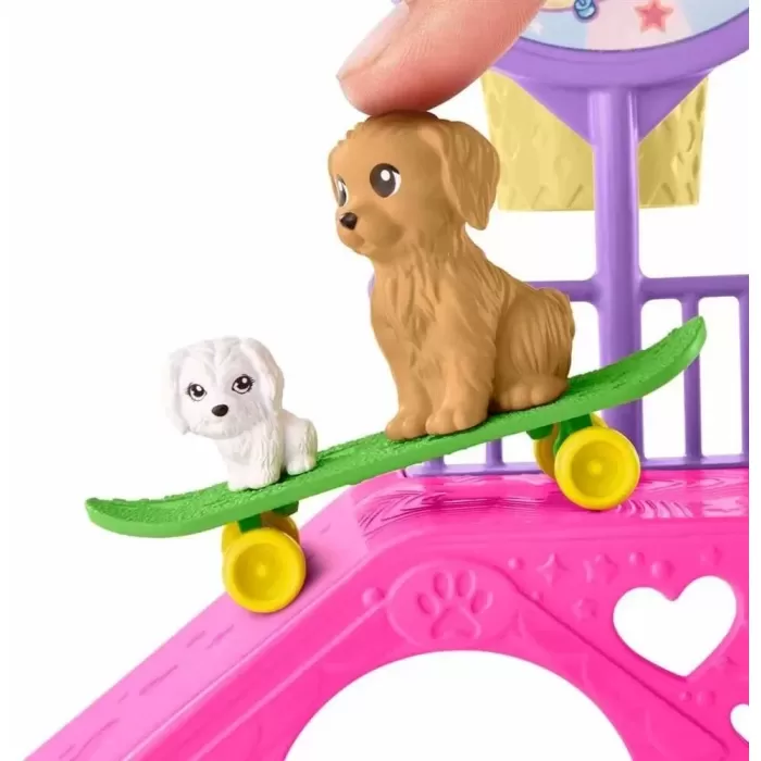 Barbie Chelsea Kaykay Parkı - HJY35