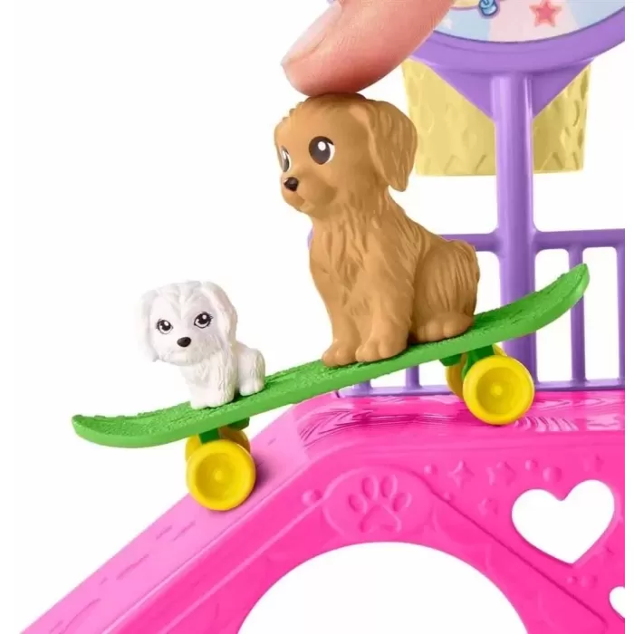 Barbie Chelsea Kaykay Parkı - HJY35